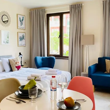 דירה Apartello Artur - Modern - סבטי ולאס